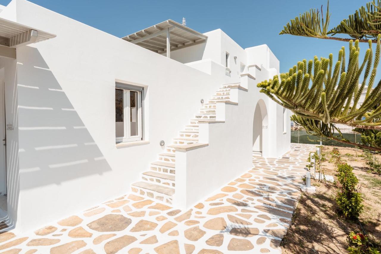 Celestial Seaview Apartments-Portara Naxos City ภายนอก รูปภาพ