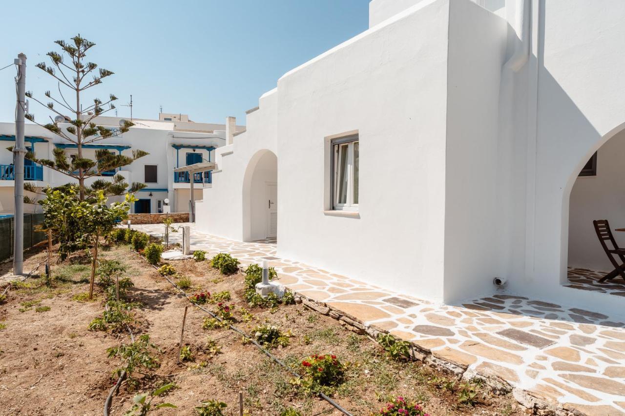 Celestial Seaview Apartments-Portara Naxos City ภายนอก รูปภาพ