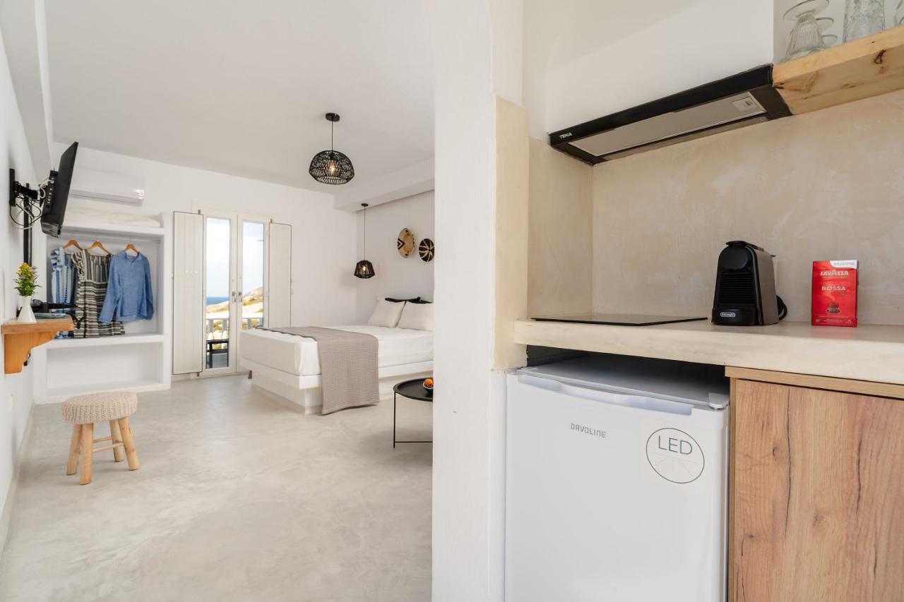 Celestial Seaview Apartments-Portara Naxos City ภายนอก รูปภาพ